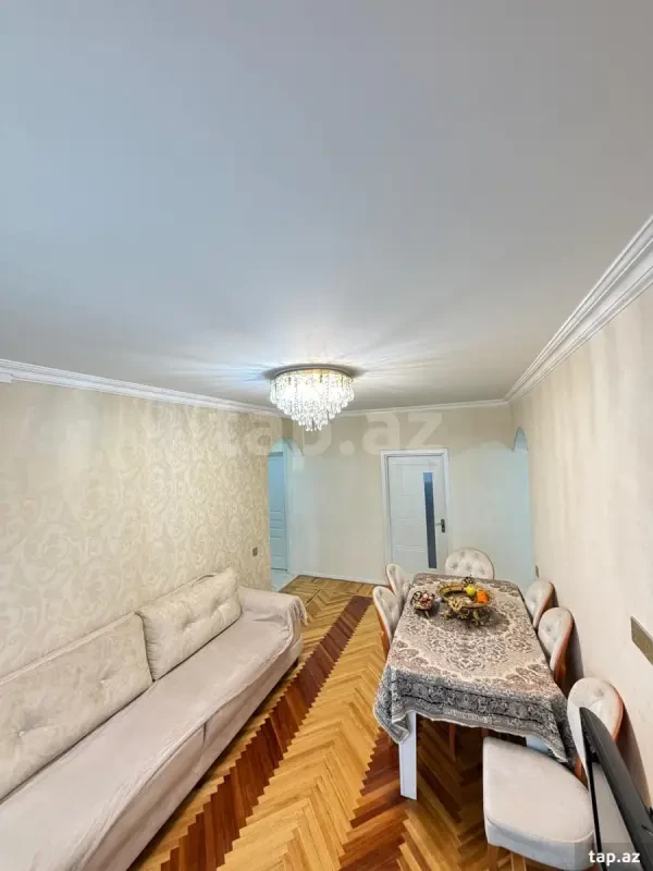 Satılır 5 otaqlı mənzil 115 m²