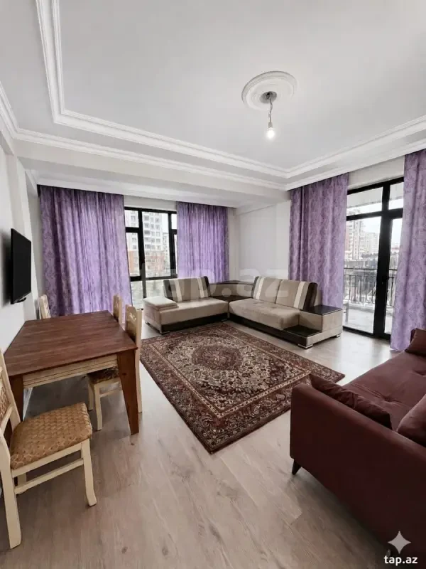 Kirayə verilir 2 otaqlı yeni tikili 100 m²