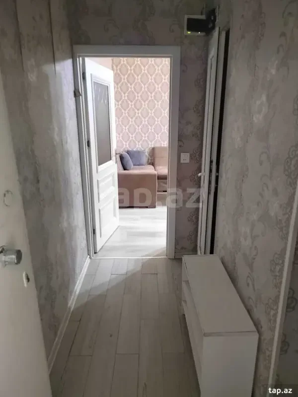 Kirayə verilir 2 otaqlı mənzil 43 m²