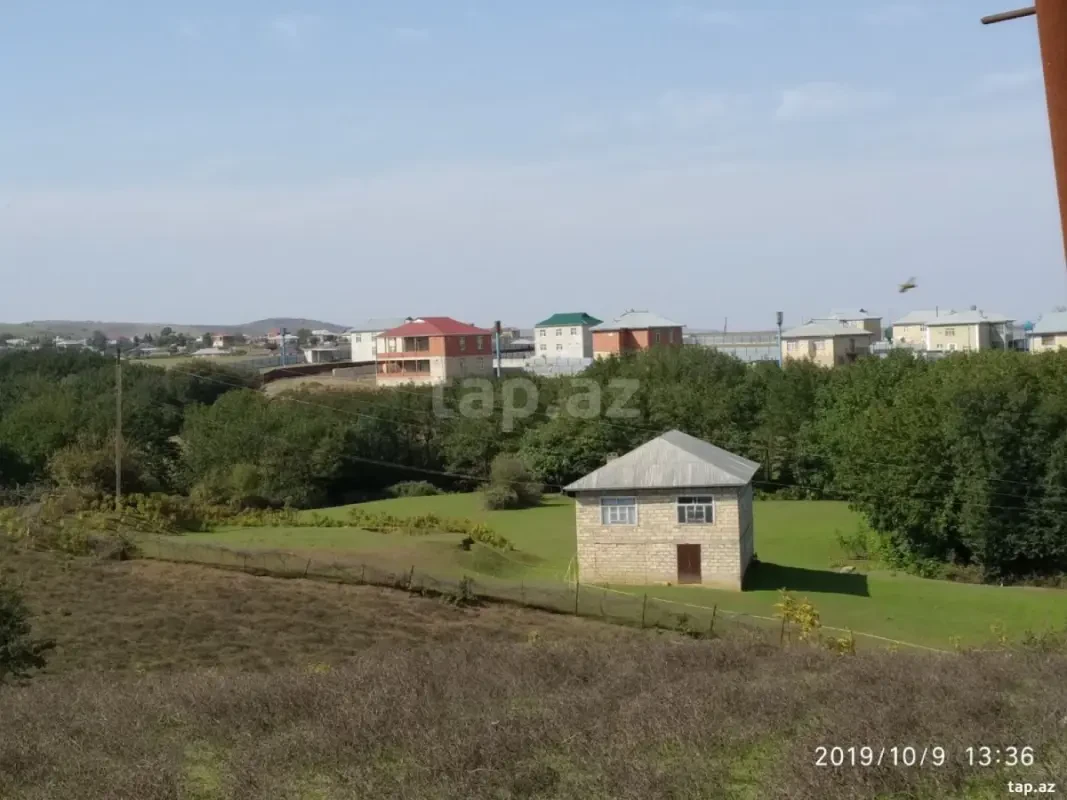 Satılır 6 otaqlı həyət evi 50 m²
