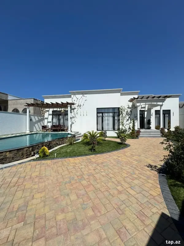 Satılır 4 otaqlı həyət evi 200 m²