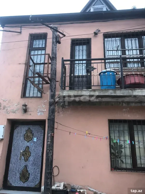 Kirayə verilir 5 otaqlı həyət evi 200 m²