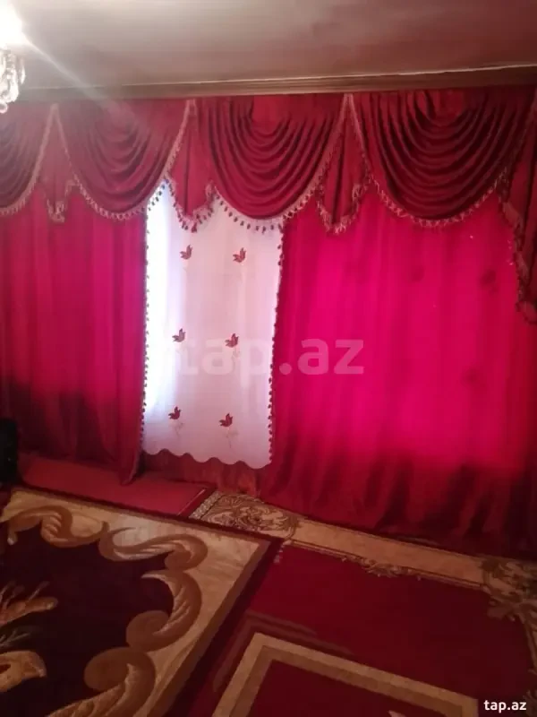 Satılır 4 otaqlı həyət evi 50 m²