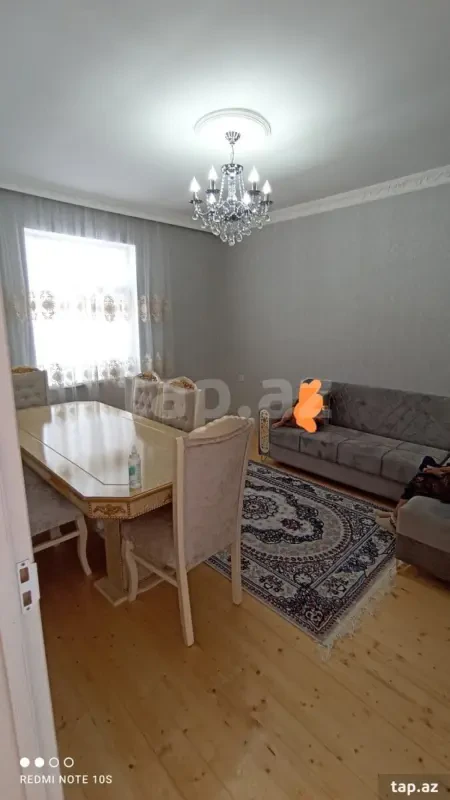 Satılır 2 otaqlı həyət evi 60 m²