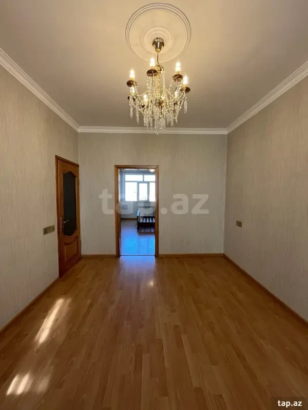 Satılır 3 otaqlı mənzil 70 m²