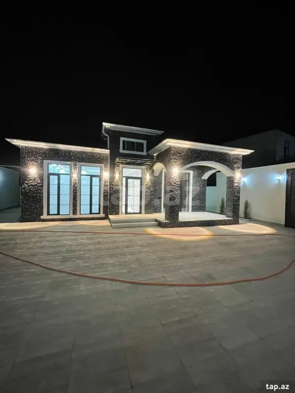 Satılır 4 otaqlı həyət evi 135 m²