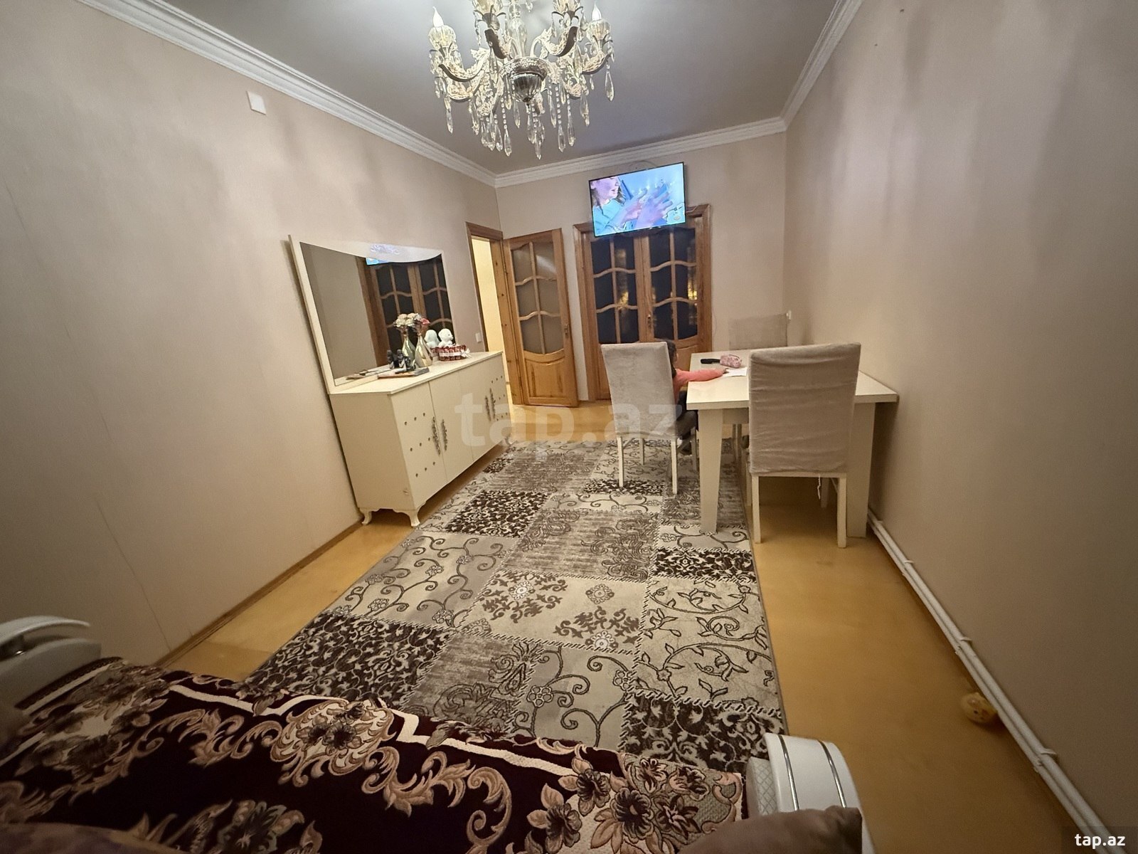 Kirayə verilir 4 otaqlı mənzil 100 m²
