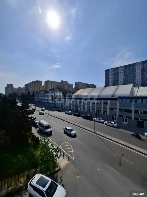 Satılır 2 otaqlı mənzil 42 m²
