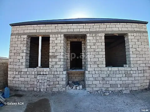Satılır 4 otaqlı həyət evi 100 m² — Bakı 4 otaq 100.00 m²