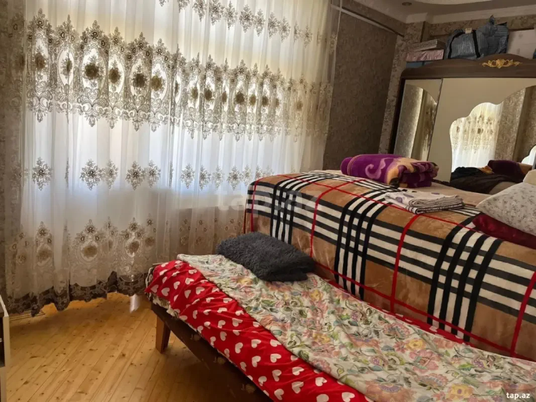 Satılır 3 otaqlı yeni tikili 90 m²