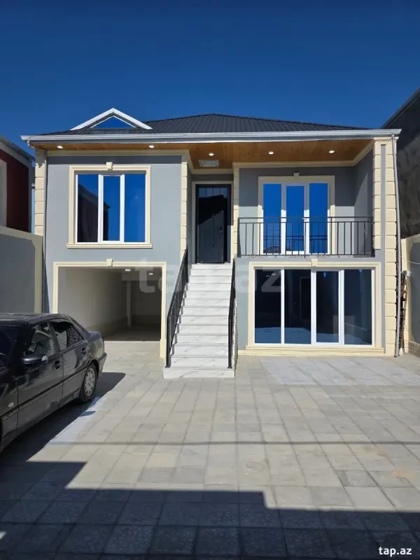 Satılır 4 otaqlı həyət evi 220 m²