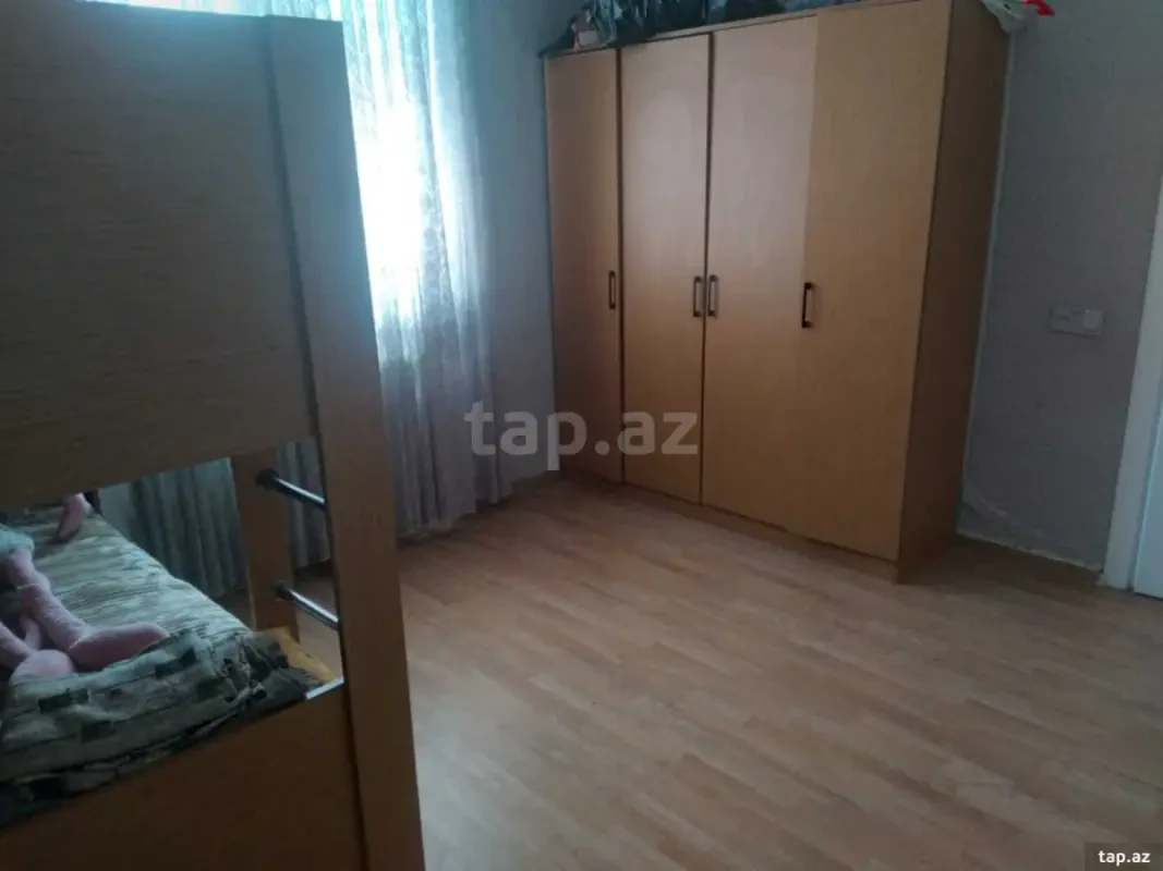 Satılır 4 otaqlı həyət evi 80 m²