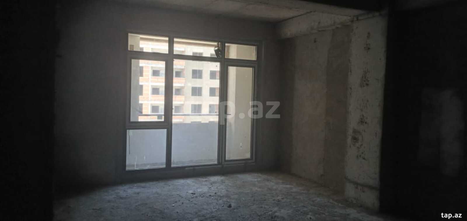 Satılır 3 otaqlı yeni tikili 165 m²