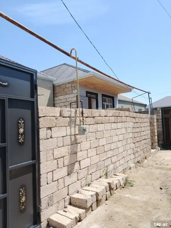 Satılır 2 otaqlı həyət evi 45 m²
