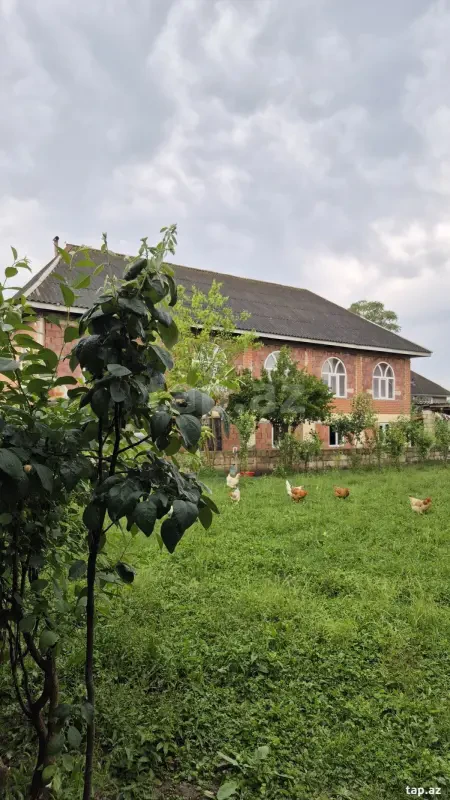 Satılır 4 otaqlı həyət evi 110 m²