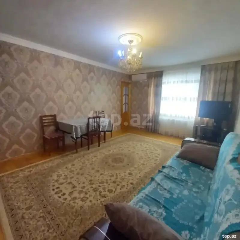 Kirayə verilir 3 otaqlı yeni tikili 80 m²