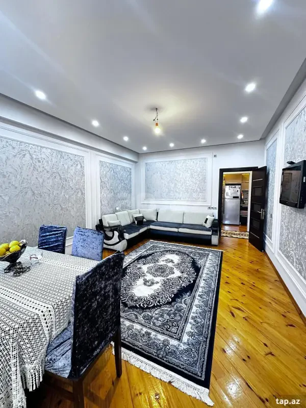 Satılır 2 otaqlı yeni tikili 70 m²