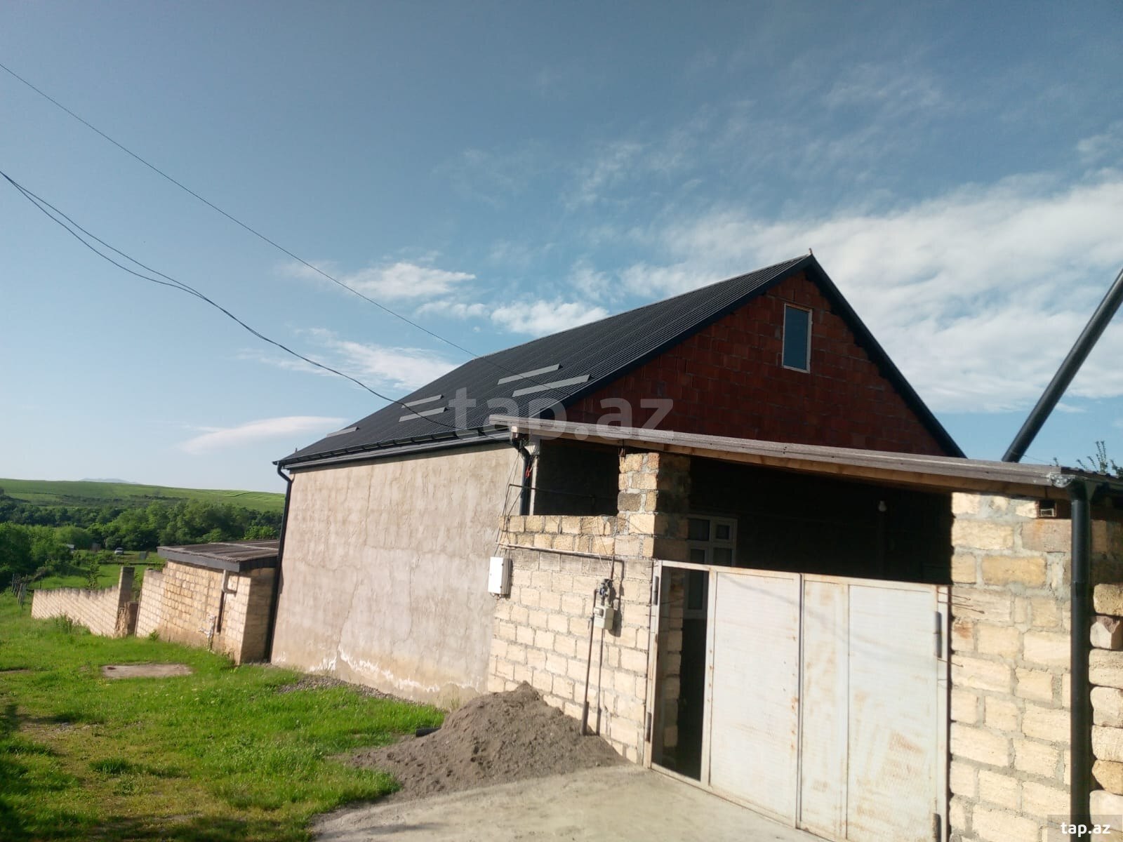 Satılır 3 otaqlı həyət evi 120 m²