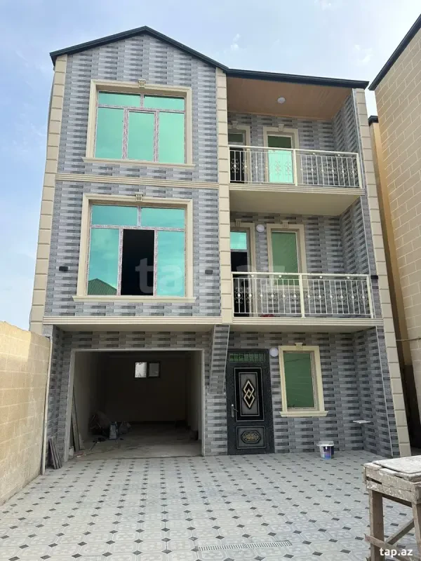 Satılır 4 otaqlı həyət evi 170 m²