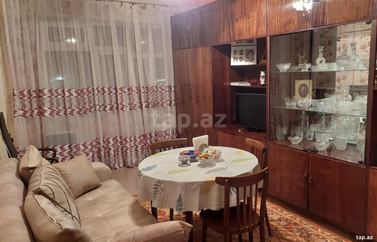 Satılır 2 otaqlı mənzil 60 m²