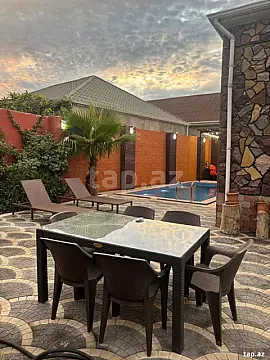 Kirayə verilir 3 otaqlı həyət evi 140 m² — Bakı, Buzovna 3 otaq 140.00 m²
