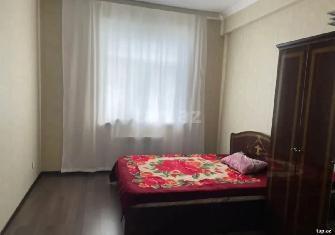 Kirayə verilir 2 otaqlı yeni tikili 65 m²
