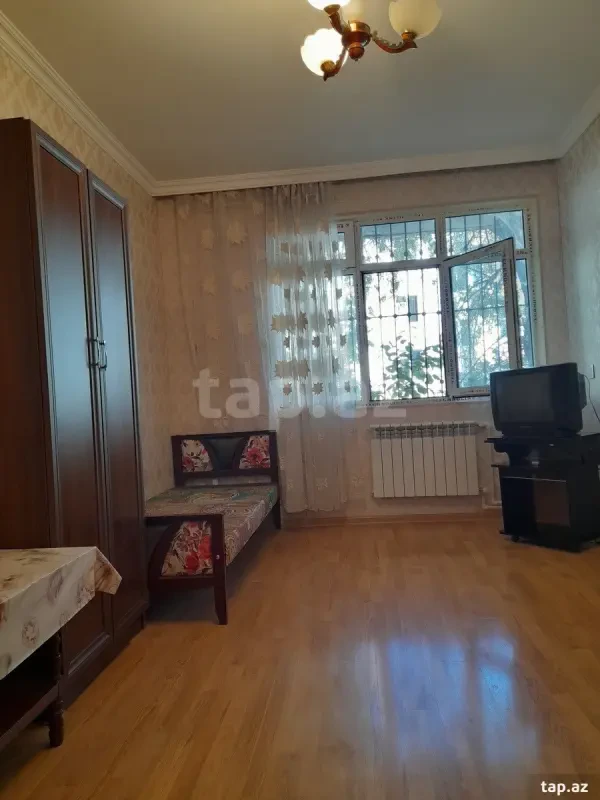 Kirayə verilir 1 otaqlı mənzil 40 m²