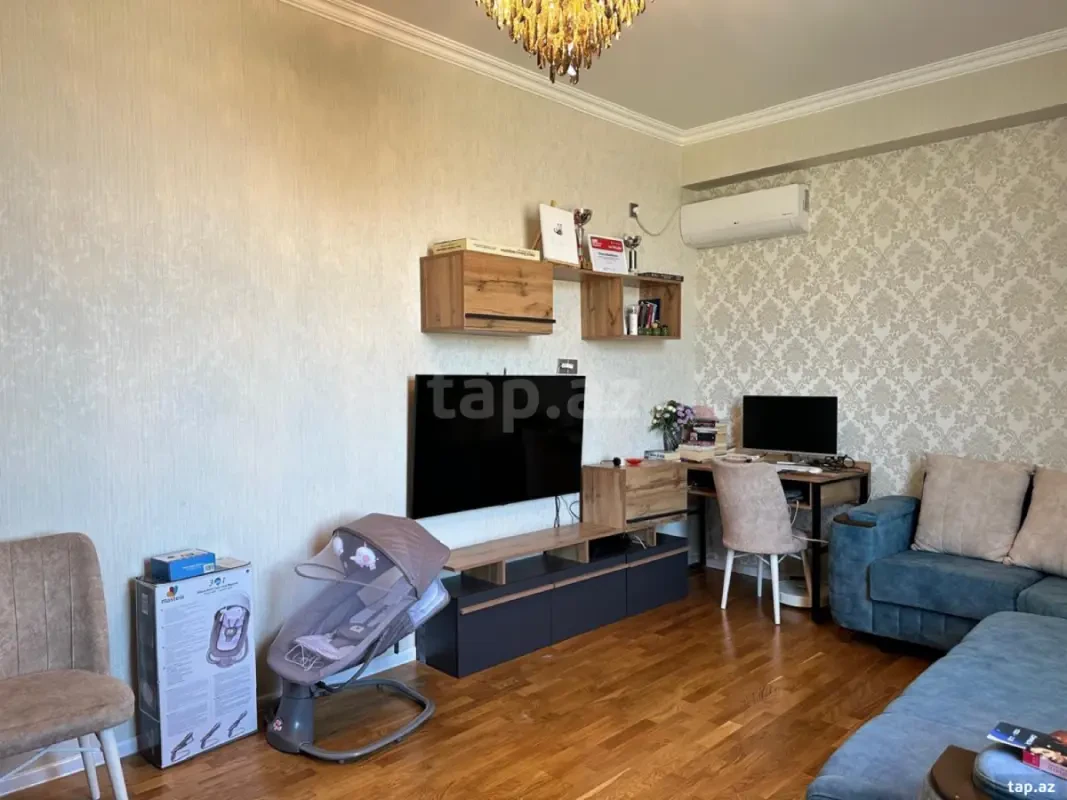 Kirayə verilir 2 otaqlı yeni tikili 70 m²
