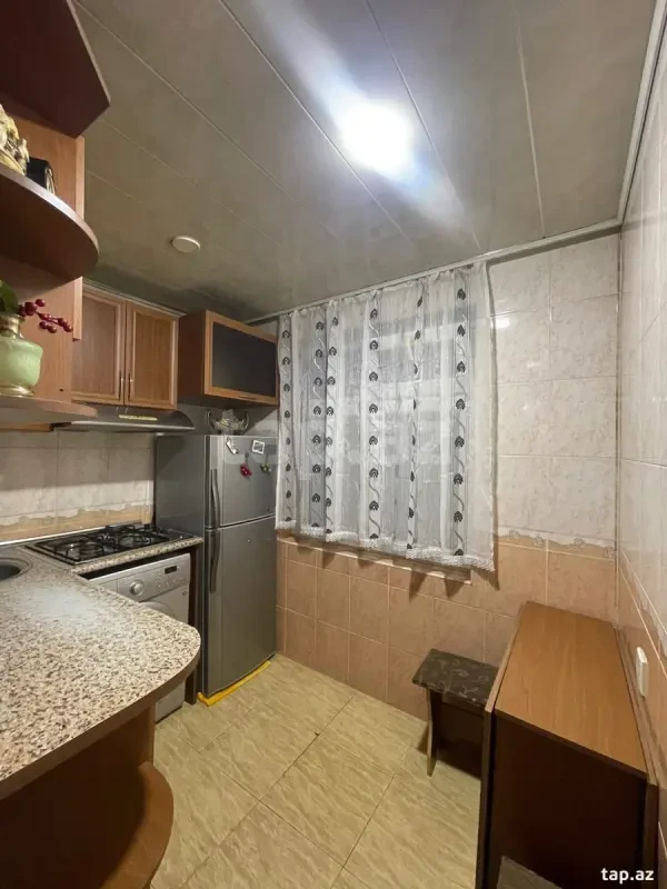 Kirayə verilir 2 otaqlı mənzil 57 m²