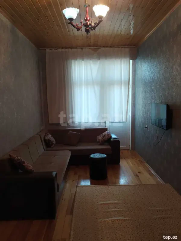 Kirayə verilir 2 otaqlı yeni tikili 65 m²