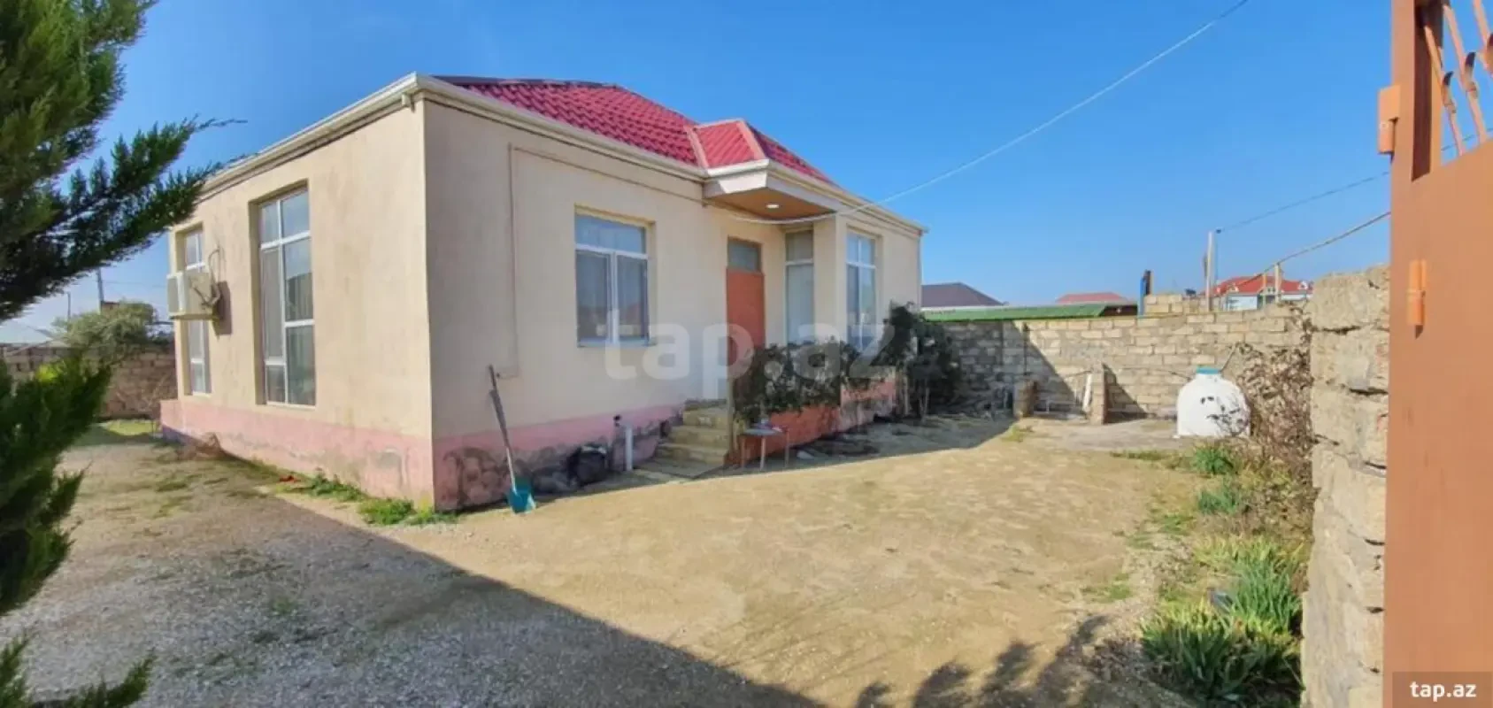 Satılır 3 otaqlı həyət evi 110 m²