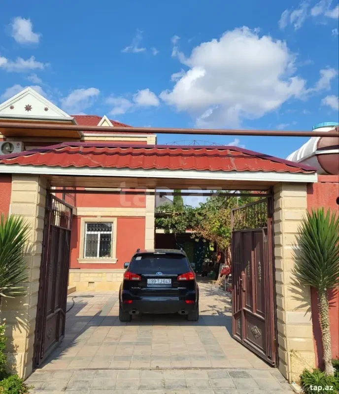 Satılır 6 otaqlı həyət evi 150 m²