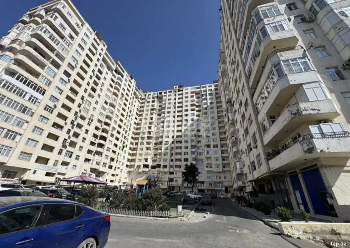 Kirayə verilir 2 otaqlı yeni tikili 65 m²