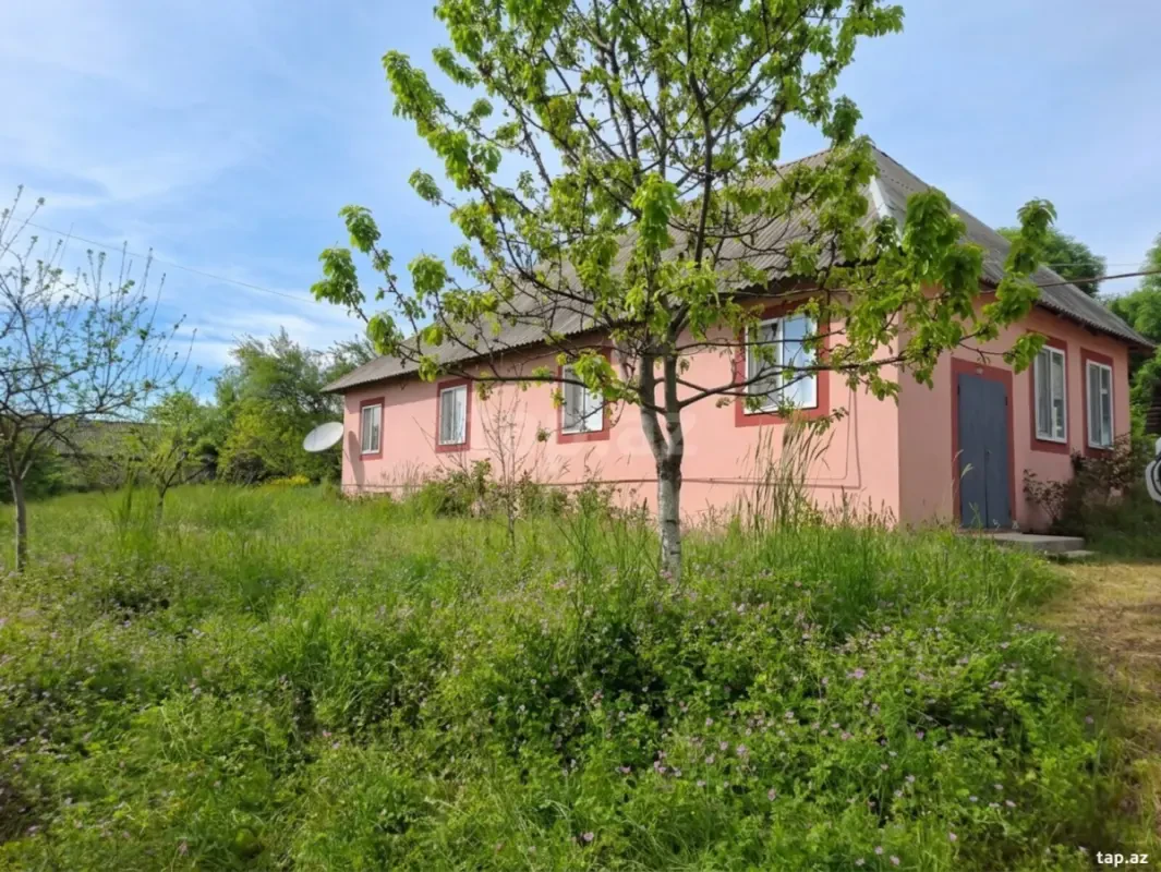 Kirayə verilir 3 otaqlı həyət evi 101 m²