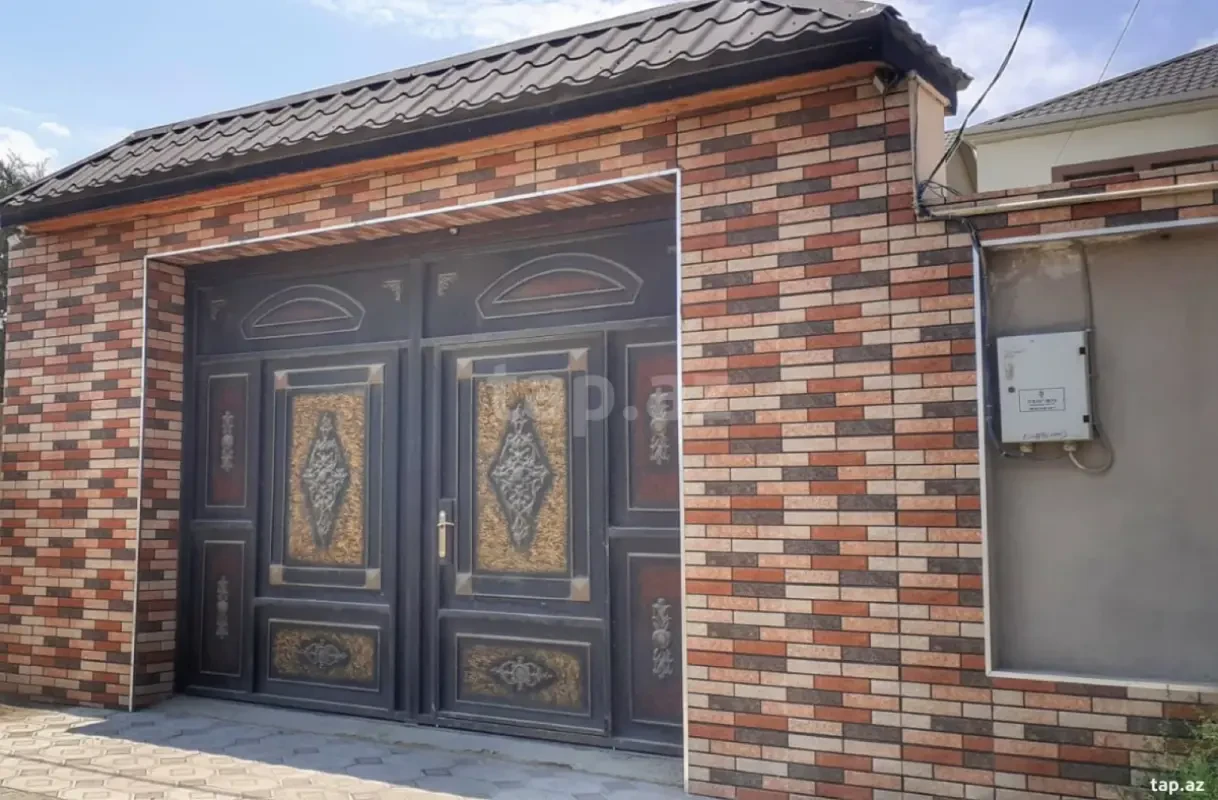 Satılır 5 otaqlı həyət evi 170 m²