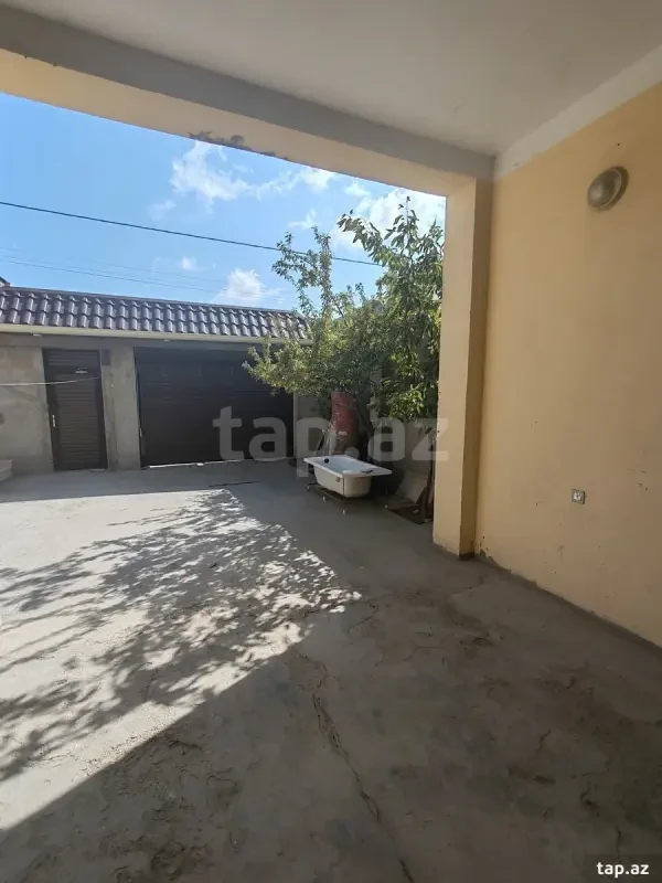 Kirayə verilir 2 otaqlı yeni tikili 65 m²