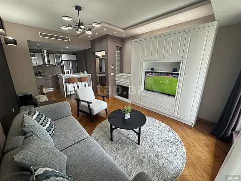 Kirayə verilir 2 otaqlı yeni tikili 85 m² — Bakı 2 otaq 85.00 m²