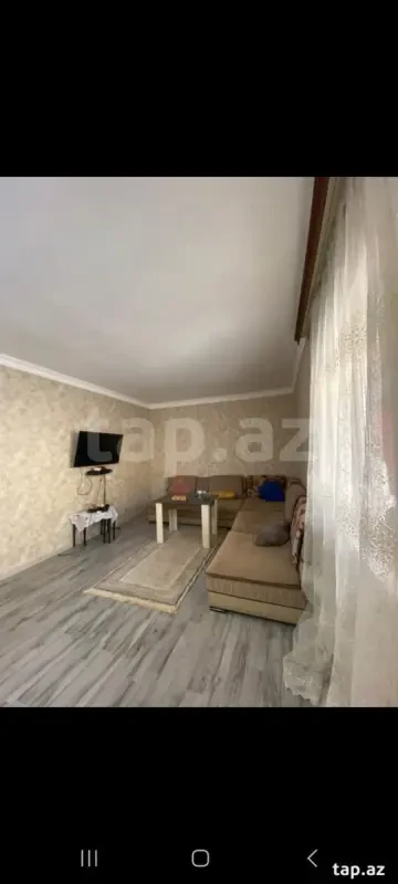 Satılır 3 otaqlı mənzil 150 m²
