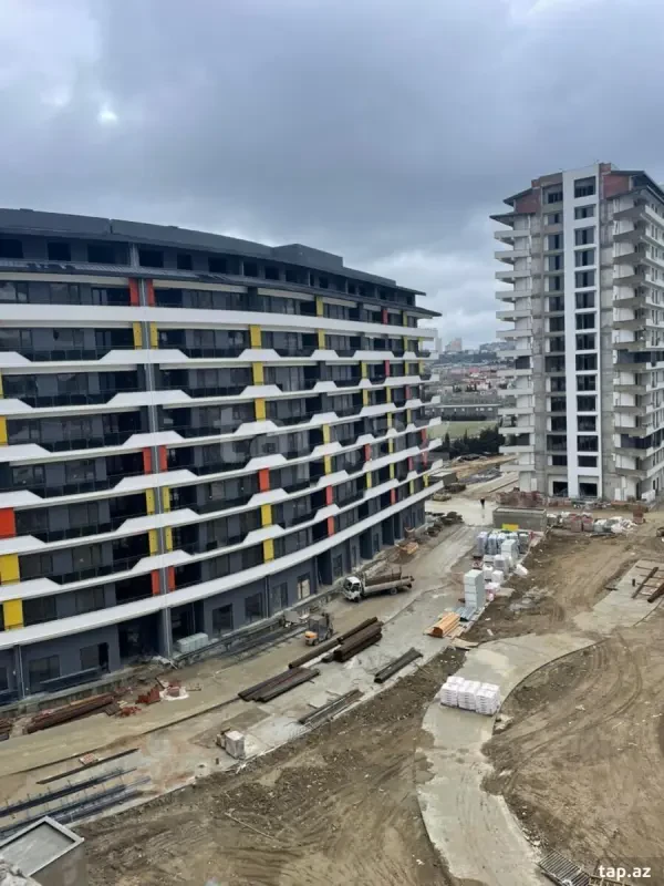 Satılır 2 otaqlı yeni tikili 72.26 m²