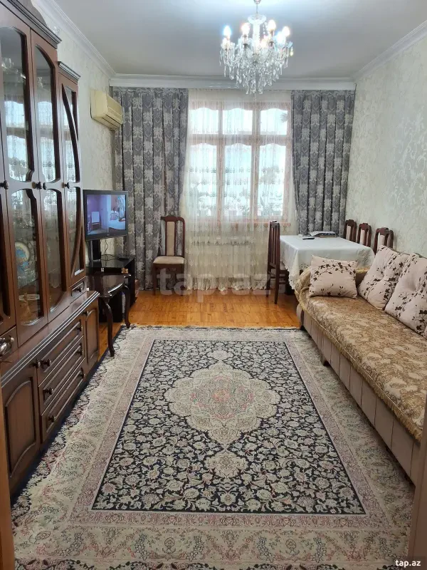 Satılır 3 otaqlı mənzil 70 m²