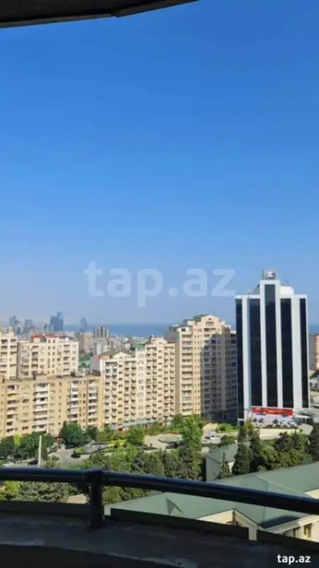 Satılır 4 otaqlı yeni tikili 186 m²