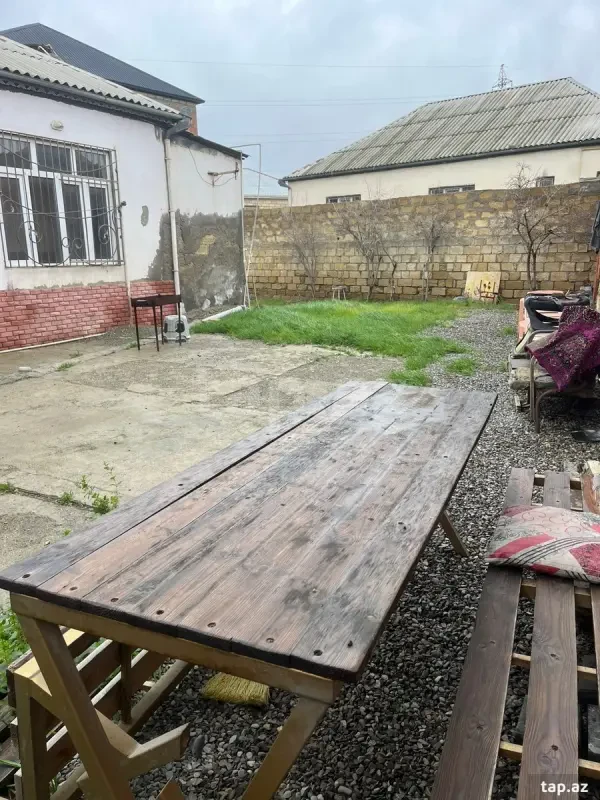 Satılır 3 otaqlı həyət evi 100 m²