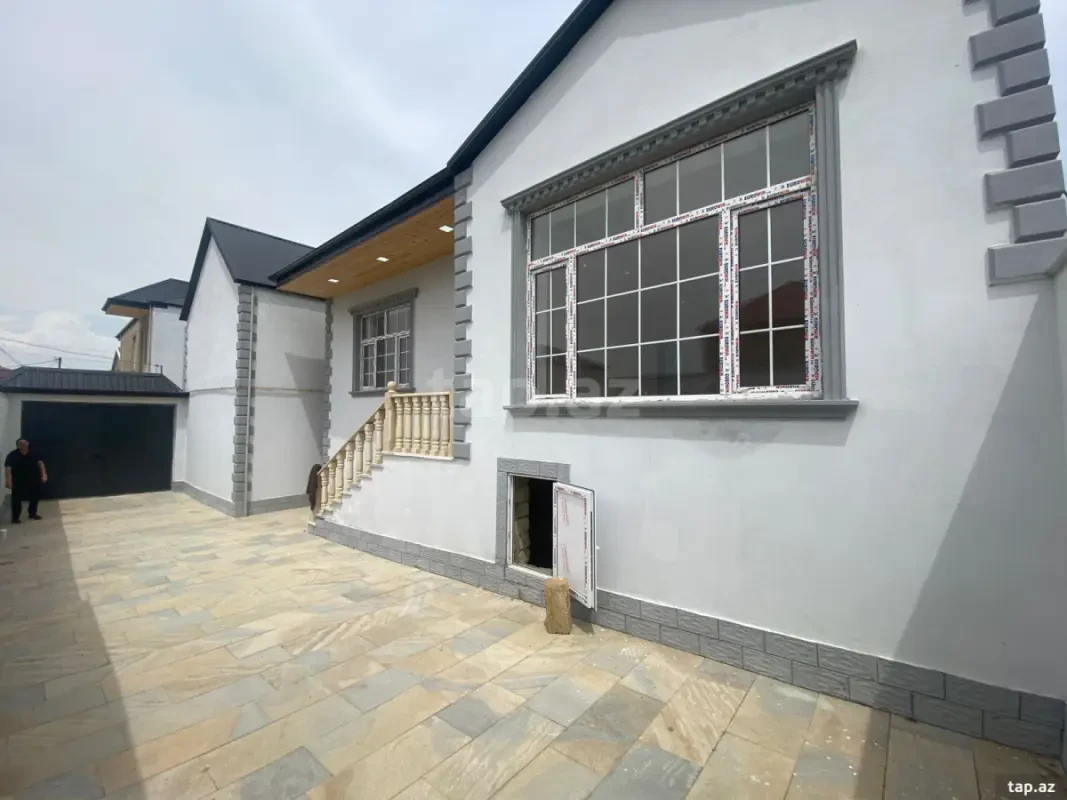 Satılır 4 otaqlı həyət evi 100 m²
