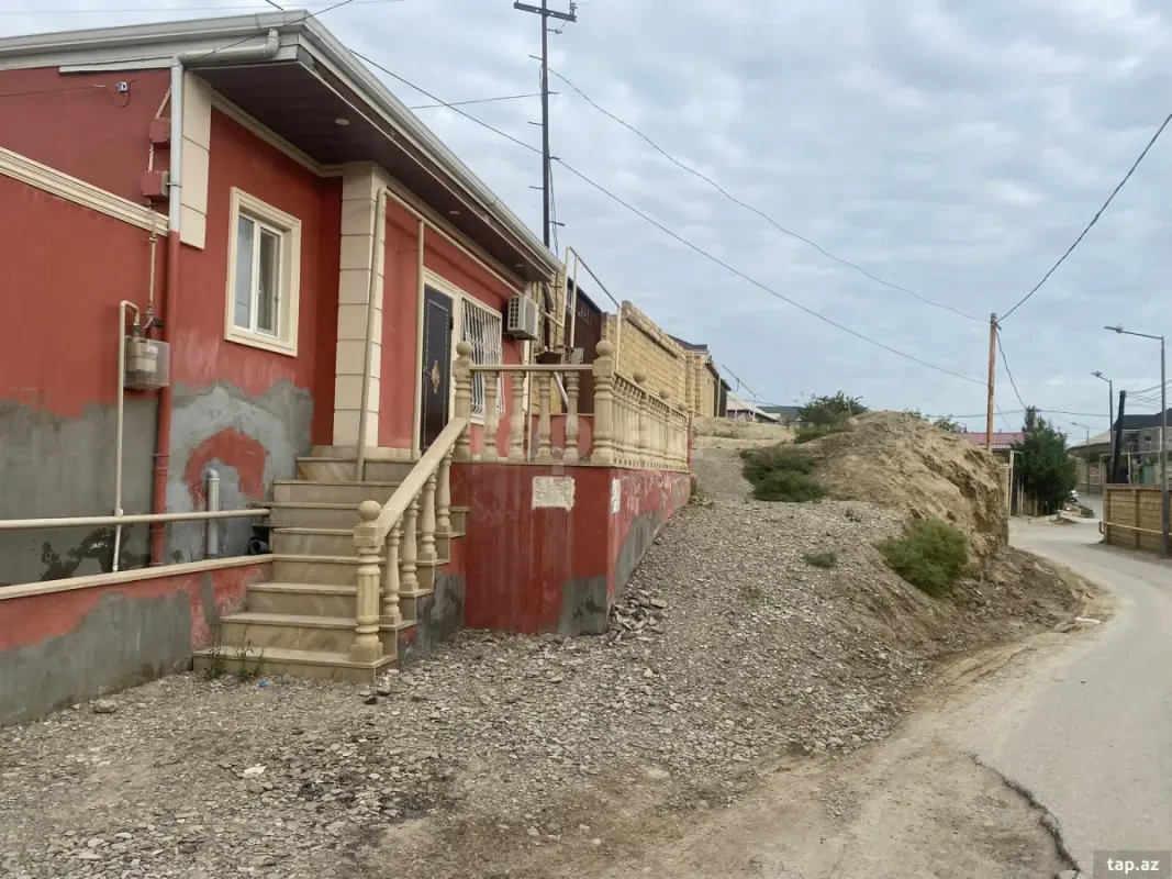 Kirayə verilir 2 otaqlı həyət evi 70 m²