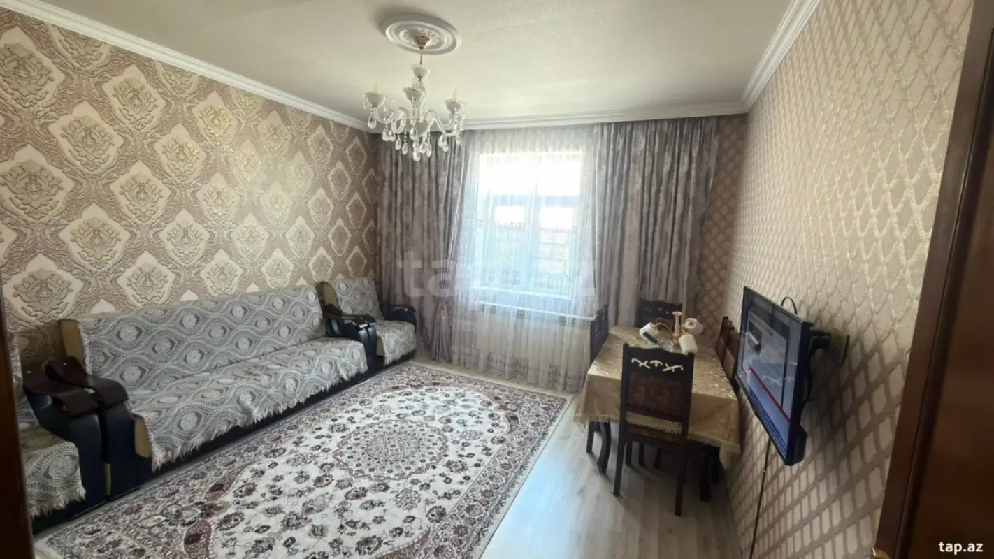 Satılır 2 otaqlı həyət evi 75 m²