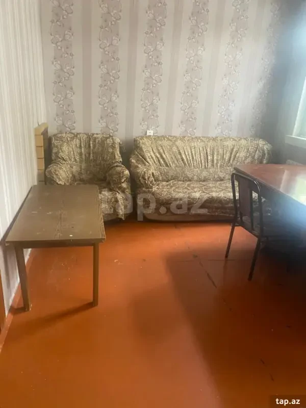 Kirayə verilir 4 otaqlı mənzil 120 m²