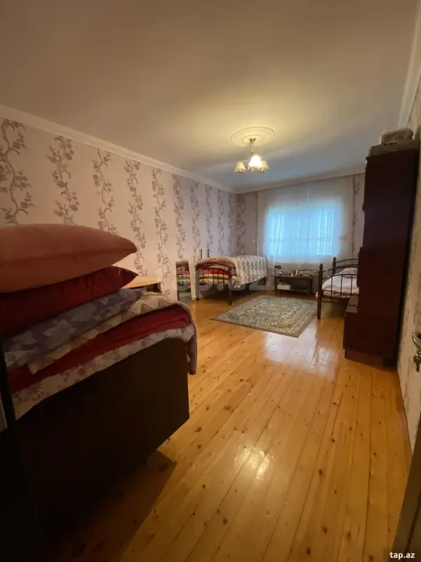 Satılır 3 otaqlı həyət evi 150 m²