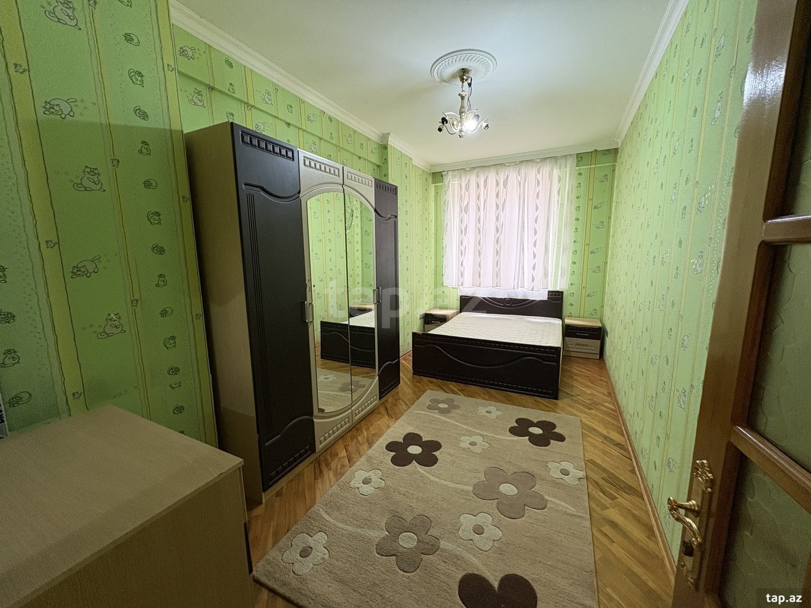 Kirayə verilir 3 otaqlı yeni tikili 70 m²