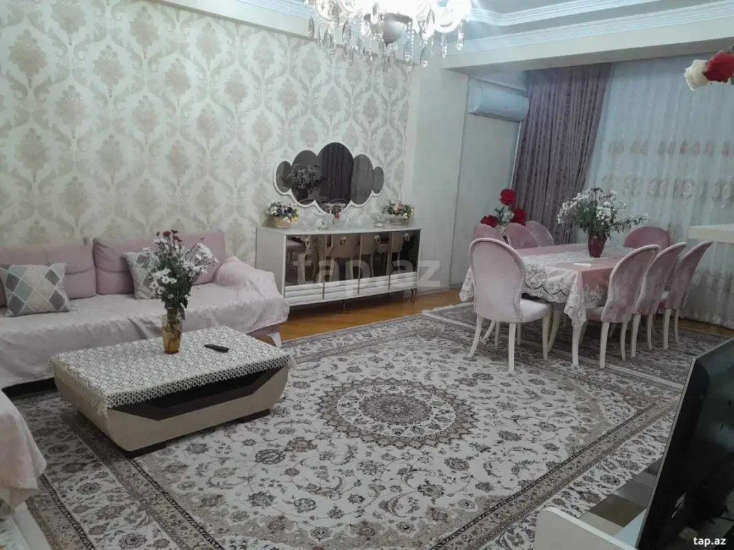 Satılır 3 otaqlı yeni tikili 132 m²