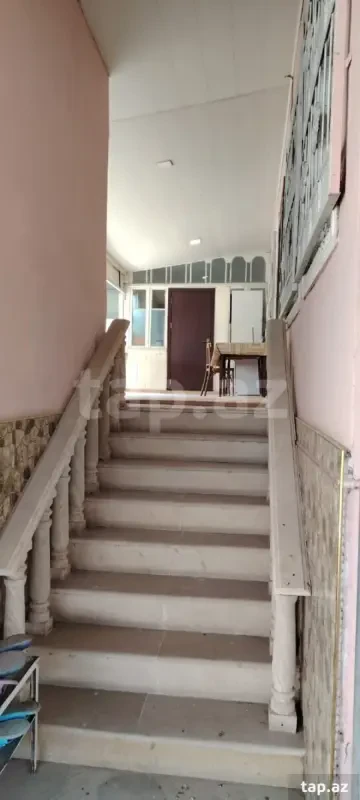 Satılır 5 otaqlı həyət evi 152 m²